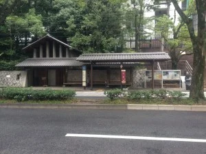 上終町のバス停